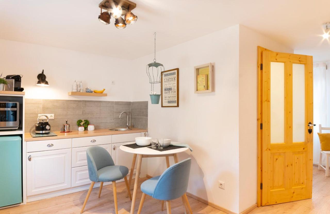 Roomerie Apartment *